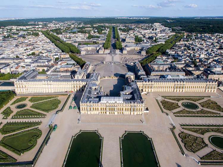 Vue aérienne du château de Versailles